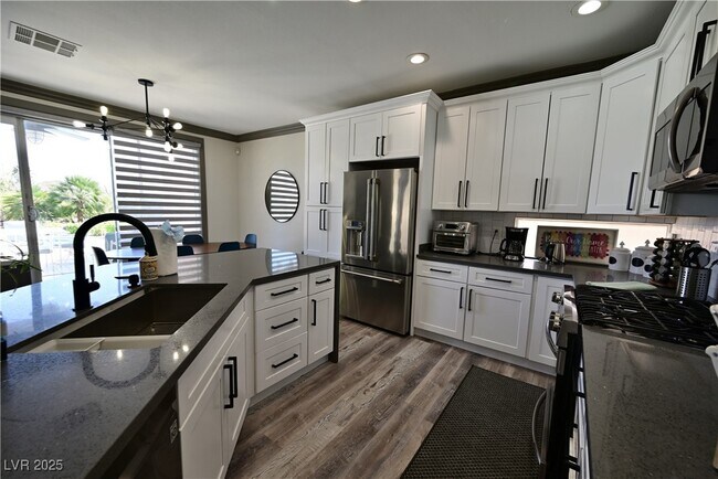 Foto del edificio - 10161 Bentley Oaks Ave