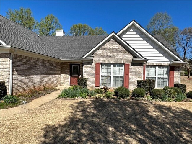 Foto del edificio - 6172 Glen Oak Dr