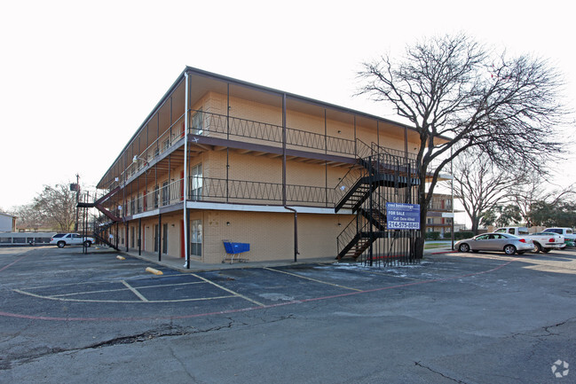 Foto del edificio - Crescent Ridge Apartments