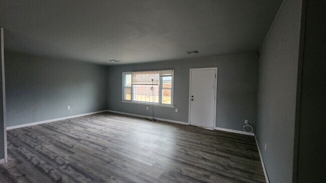 Foto del edificio - 20 Sussex Dr