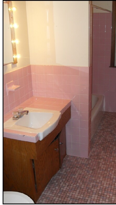 Baño - 2760 S Xerxes Ave