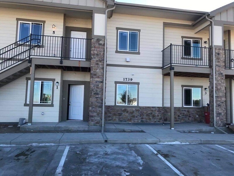 1739 Westward Cir Unit 1, Eaton, CO 80615 Condo for Rent in Eaton, CO