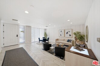 Building Photo - 141 S Linden Dr
