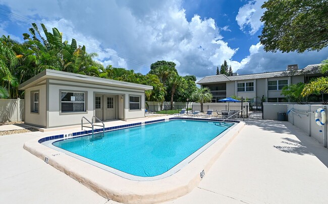 Foto del edificio - 3360 S Osprey Ave