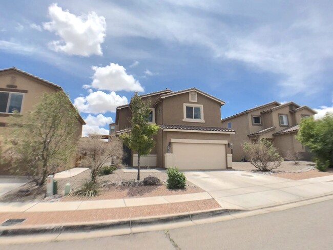 Building Photo - Northern Rio Rancho 3 bedroom. Spacious Li...