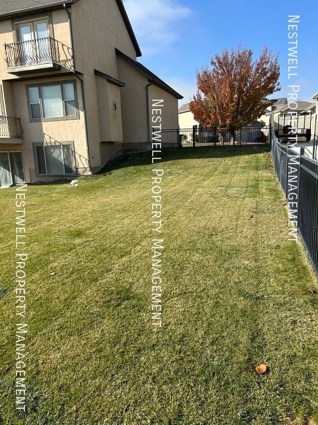 Building Photo - 43 Silver Fox Ln