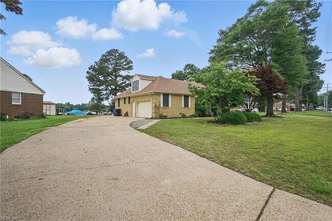 Foto del edificio - 1724 Hodges Ferry Rd