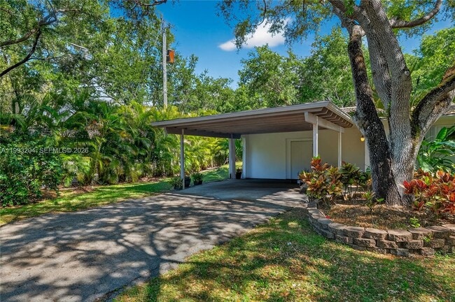 Building Photo - 6767 SW 154th St