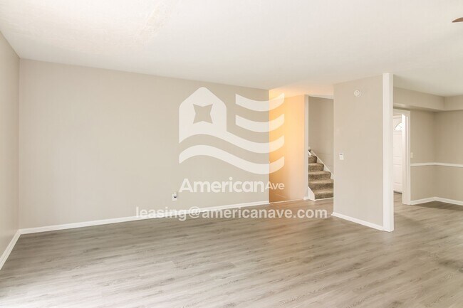 Foto del edificio - 4314 Aster Ave