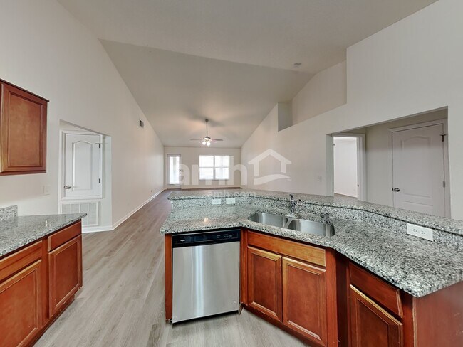 Building Photo - 1221 Mt McKinley Ct
