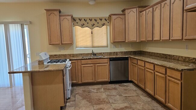 Foto del edificio - 5319 W Ave M 2