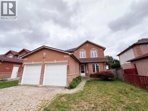 Building Photo - 981 Peach Blossom Crescent