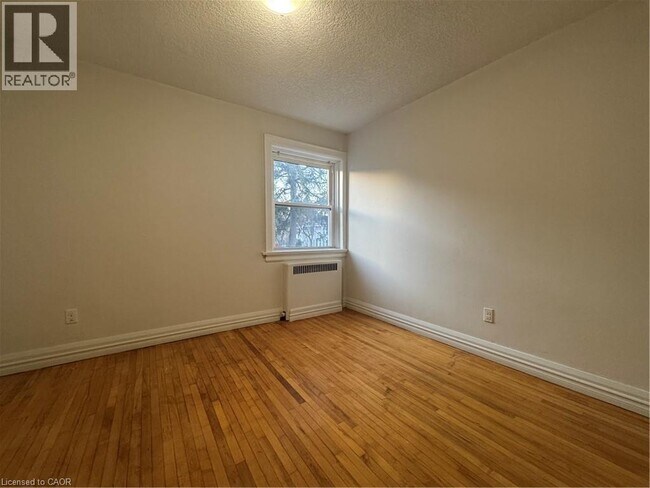 Photo du bâtiment - 101 Church St