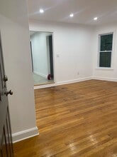 Building Photo - 40 Cooke St