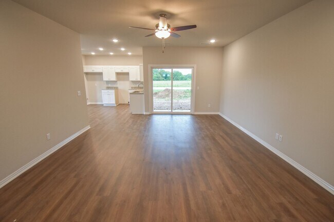 Foto del edificio - 3 bedroom 2 bath home in Centerton