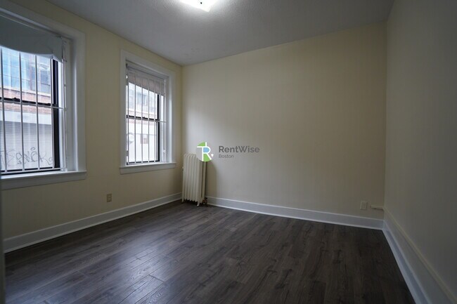Foto del edificio - 1148 Commonwealth Ave