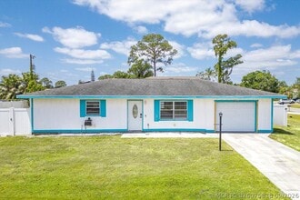 Building Photo - 1430 SE Ocean Ln