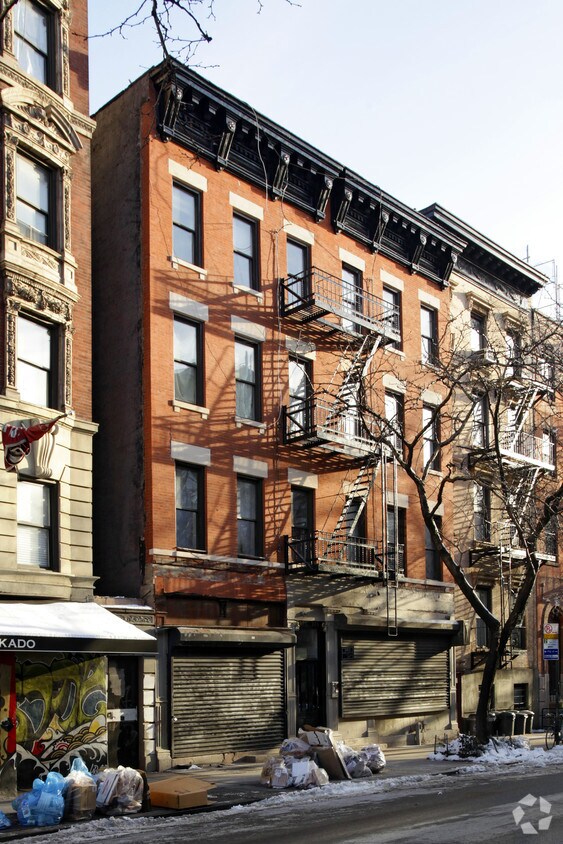 Foto principal - 303 E 6th St