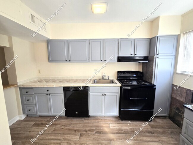 Foto del edificio - 3081 Colonial Way