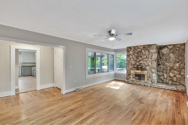Building Photo - 507 Eskew Cir