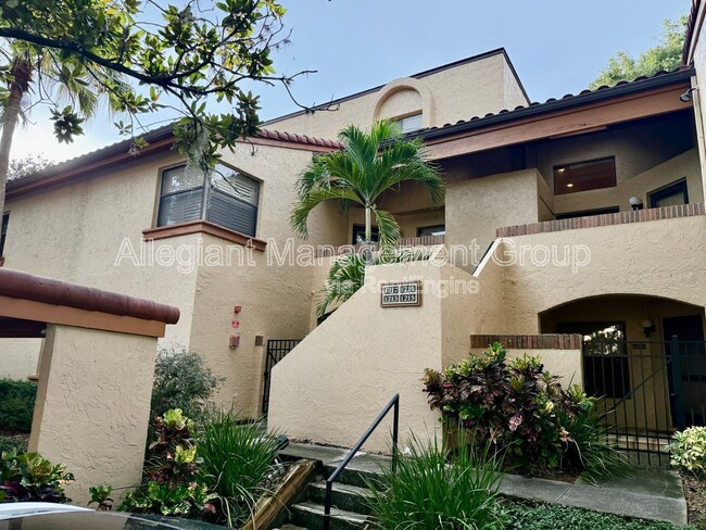 Foto del edificio - 1217 Salerno Ct