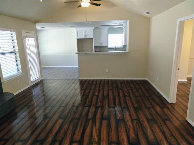 Foto del edificio - 1909 Lynbrook Ln