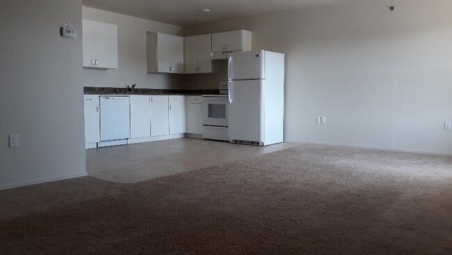 Building Photo - 408 27th St