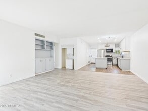 Building Photo - 6501 N 17th Ave