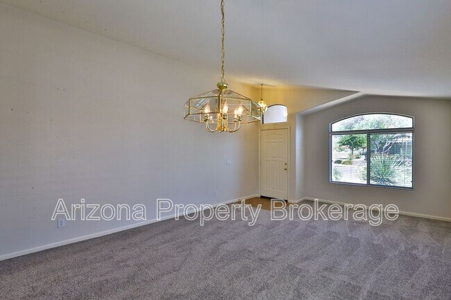 Building Photo - 2441 W Gambit Trail