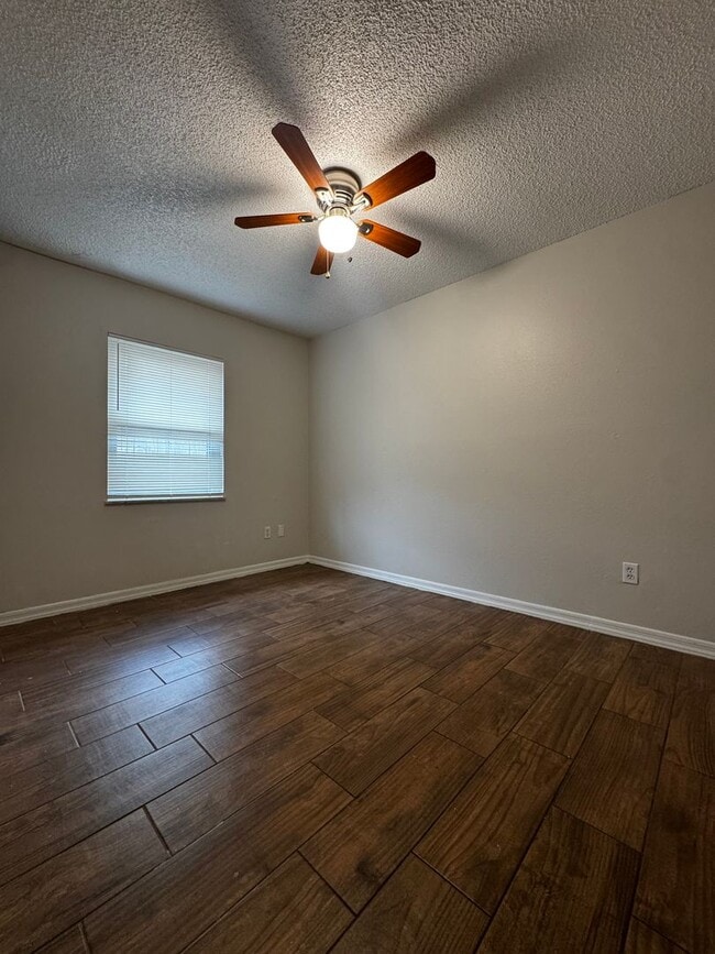 Building Photo - 108 E Wallace St