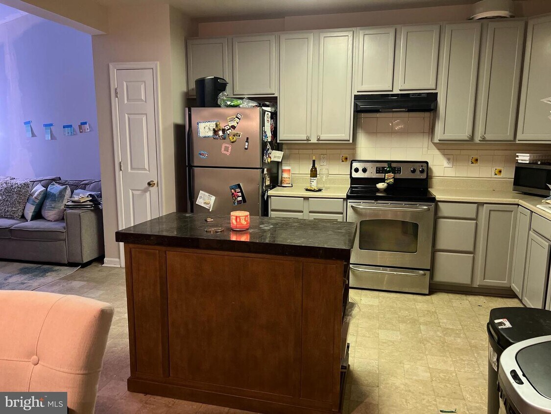 3664 Mansfield Pl, Waldorf, MD 20602 Townhome Rentals in Waldorf MD