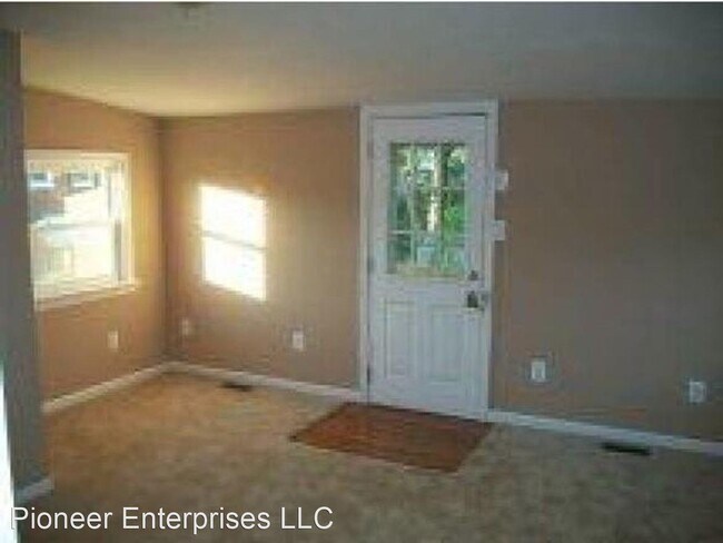 Building Photo - 3 br, 1.5 bath House - 1703 Sexton St