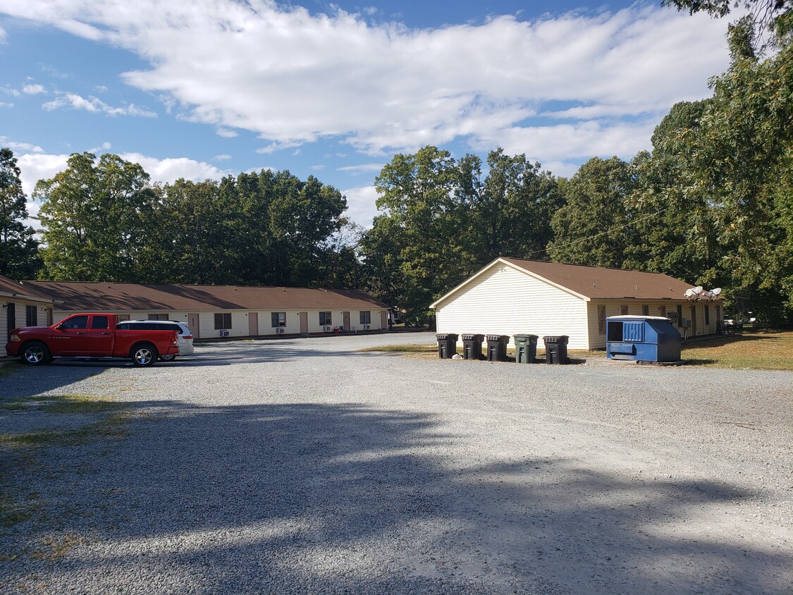 Building Photo - 710 Cotton St
