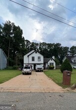 Building Photo - 840 Cremins Rd