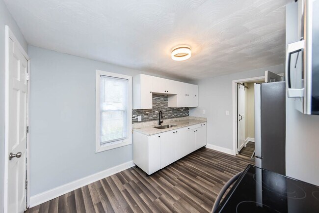 Foto del edificio - 482 E Jenkins Ave