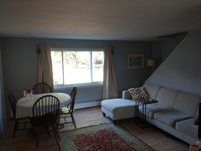 Building Photo - 67 Bishop Dr