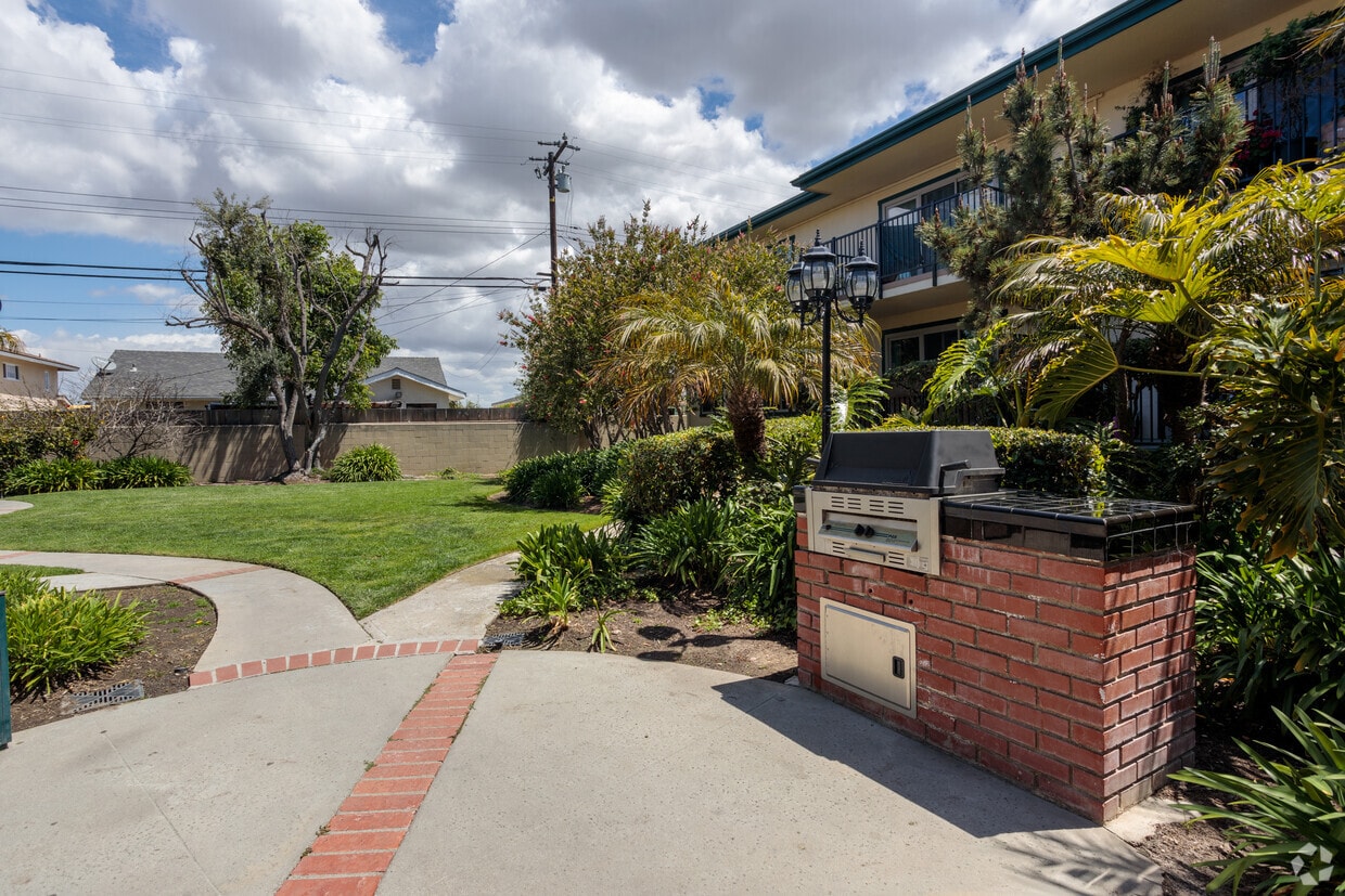 Camino De Oro Apartments in Torrance, CA Westside Rentals