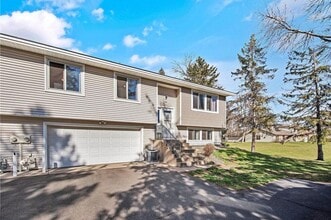 Building Photo - 300 96th Ln NE