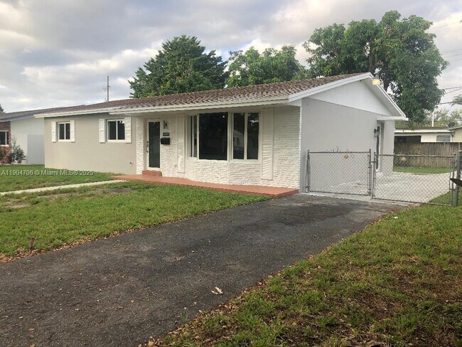 Foto del edificio - 2650 SW 96th Ave