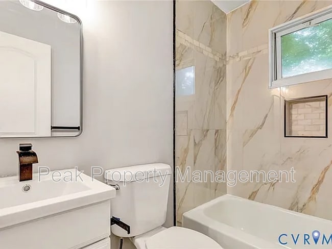 Foto del edificio - 2003 2nd Ave