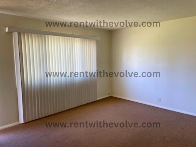 Foto del edificio - 225 S Angle St