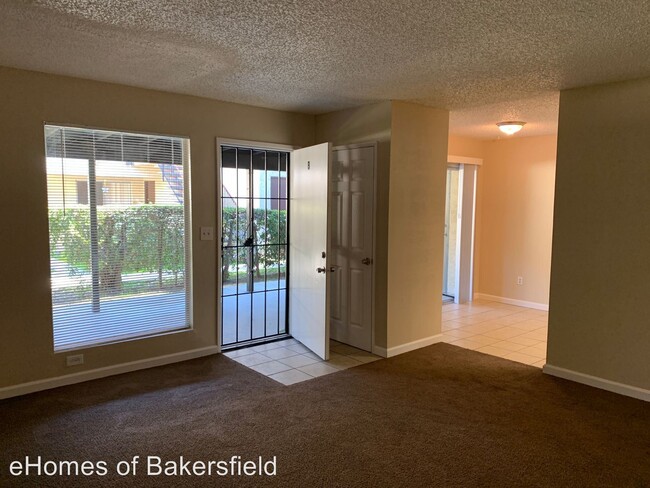 Building Photo - 4401 Parkwood Ct