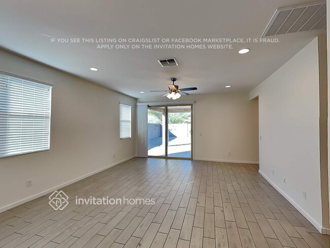 Building Photo - 17660 W Fetlock Trl