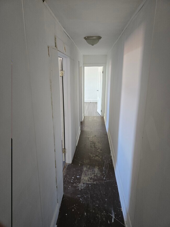 Foto del edificio - 206 E Main St