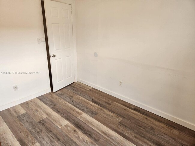 Foto del edificio - 2640 NW 2nd St