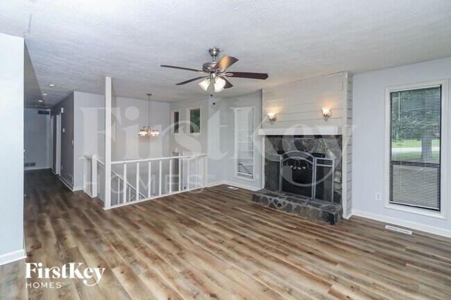 Foto del edificio - 2845 Tray Ct