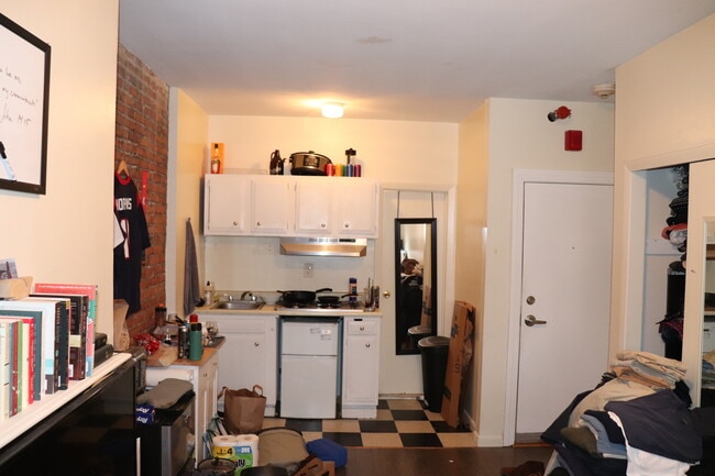 Foto del edificio - 230 Newbury St