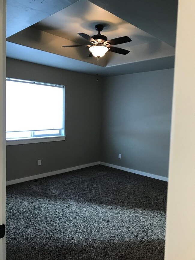 Building Photo - 160 Boulder Dr