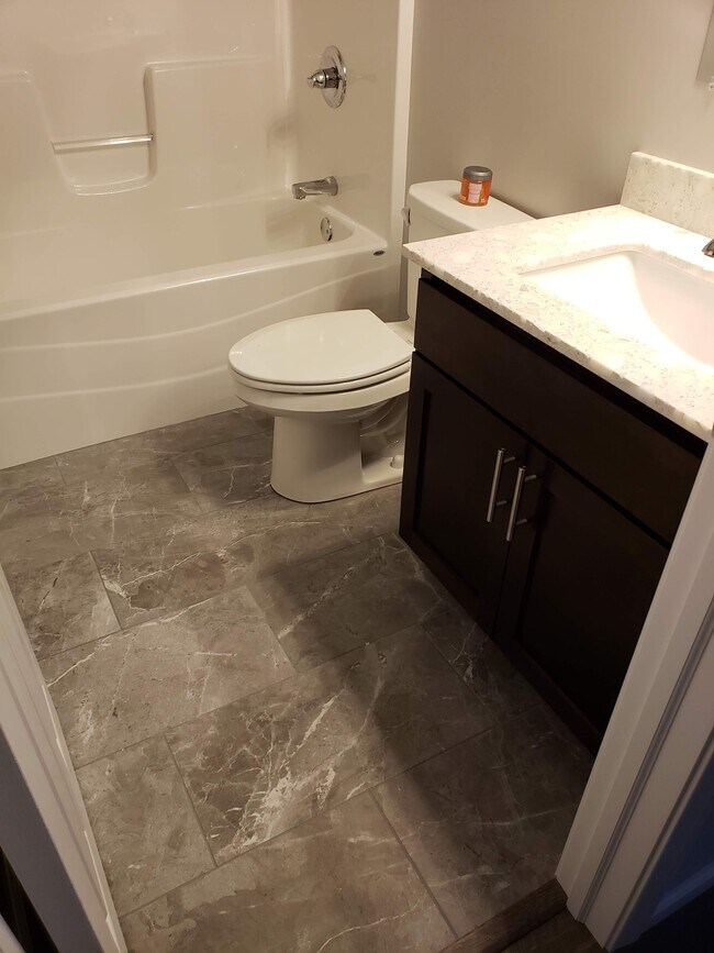 Building Photo - 6218 Kathryn Ct