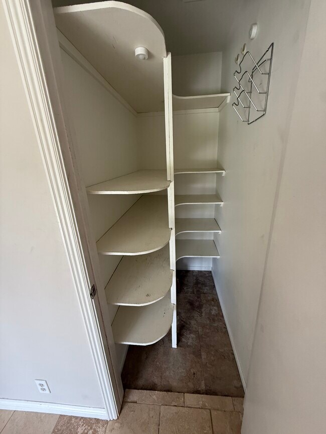 Foto del edificio - 6092 S 2075 E